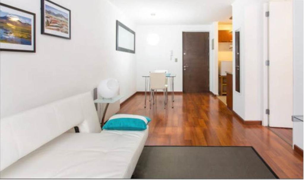 Sys Suites Nueva San Martin Santiago Room photo