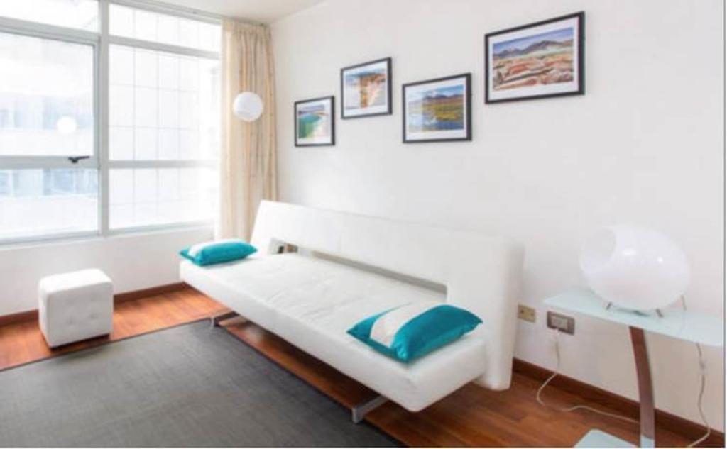 Sys Suites Nueva San Martin Santiago Room photo